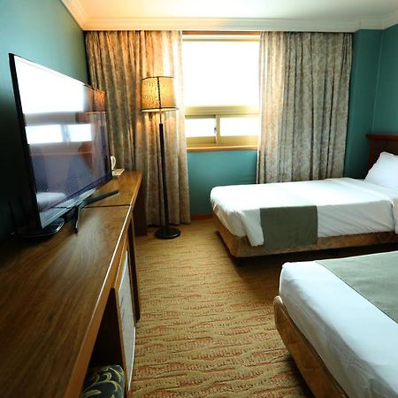 Prime Tourist Hotel Busan Esterno foto