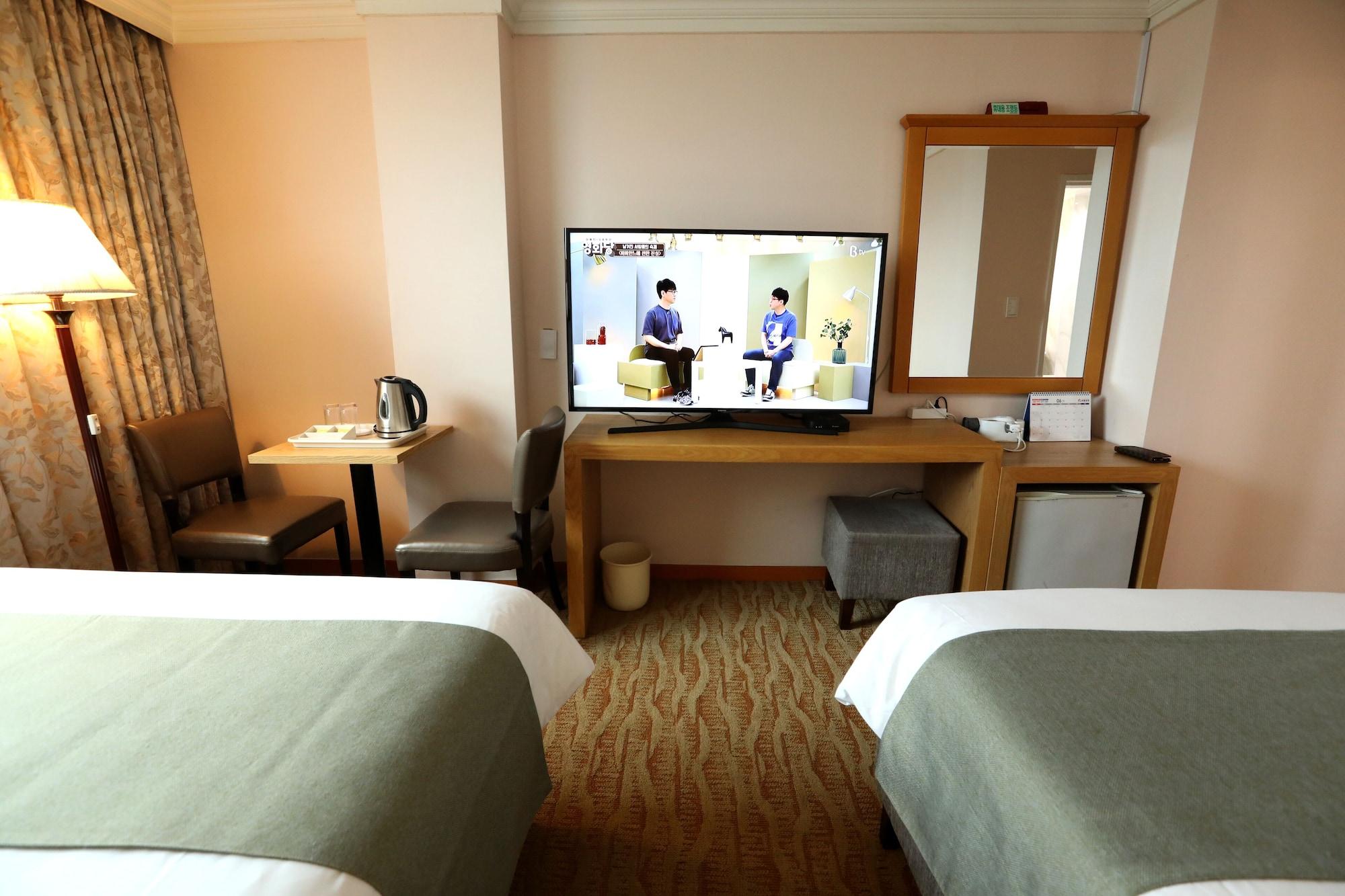 Prime Tourist Hotel Busan Esterno foto